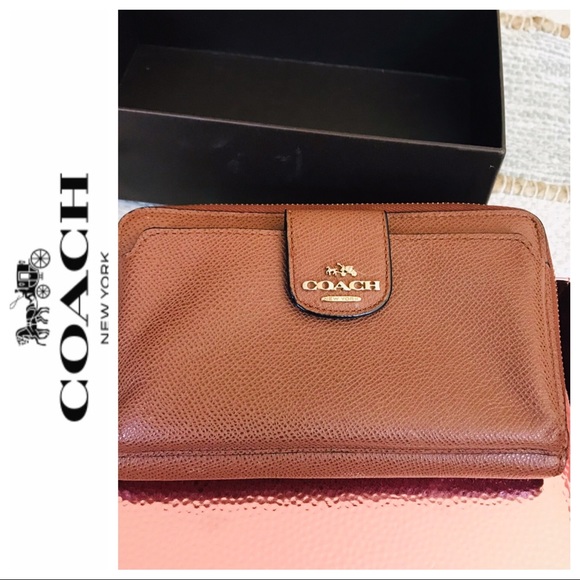 Coach Handbags - Women’s Coach Pebbled Leather Brown wallet